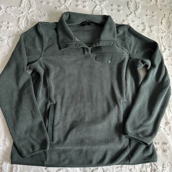 half snap pullover - Picture 2 of 5